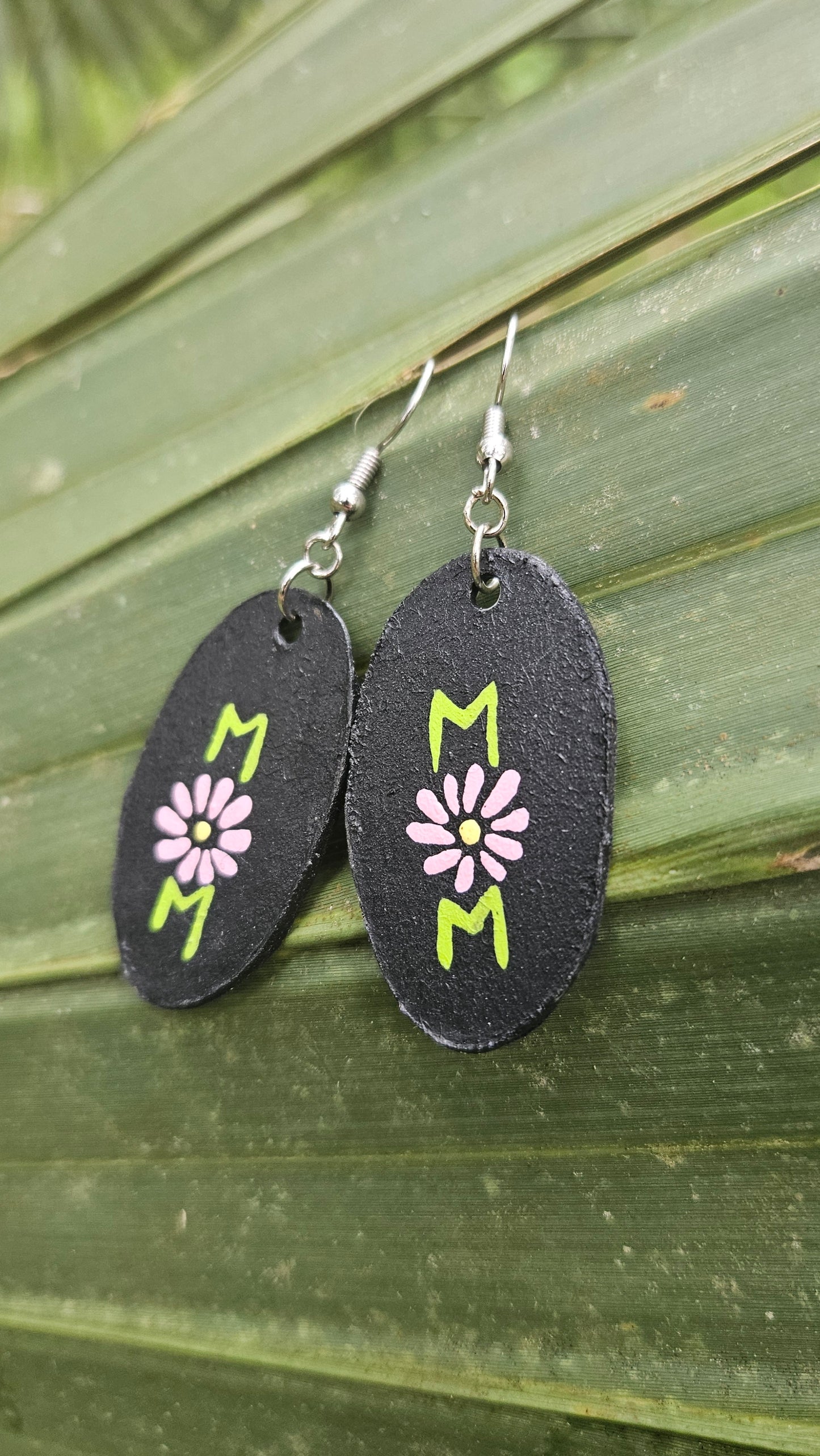 Mom Lightweight Hook Earrings