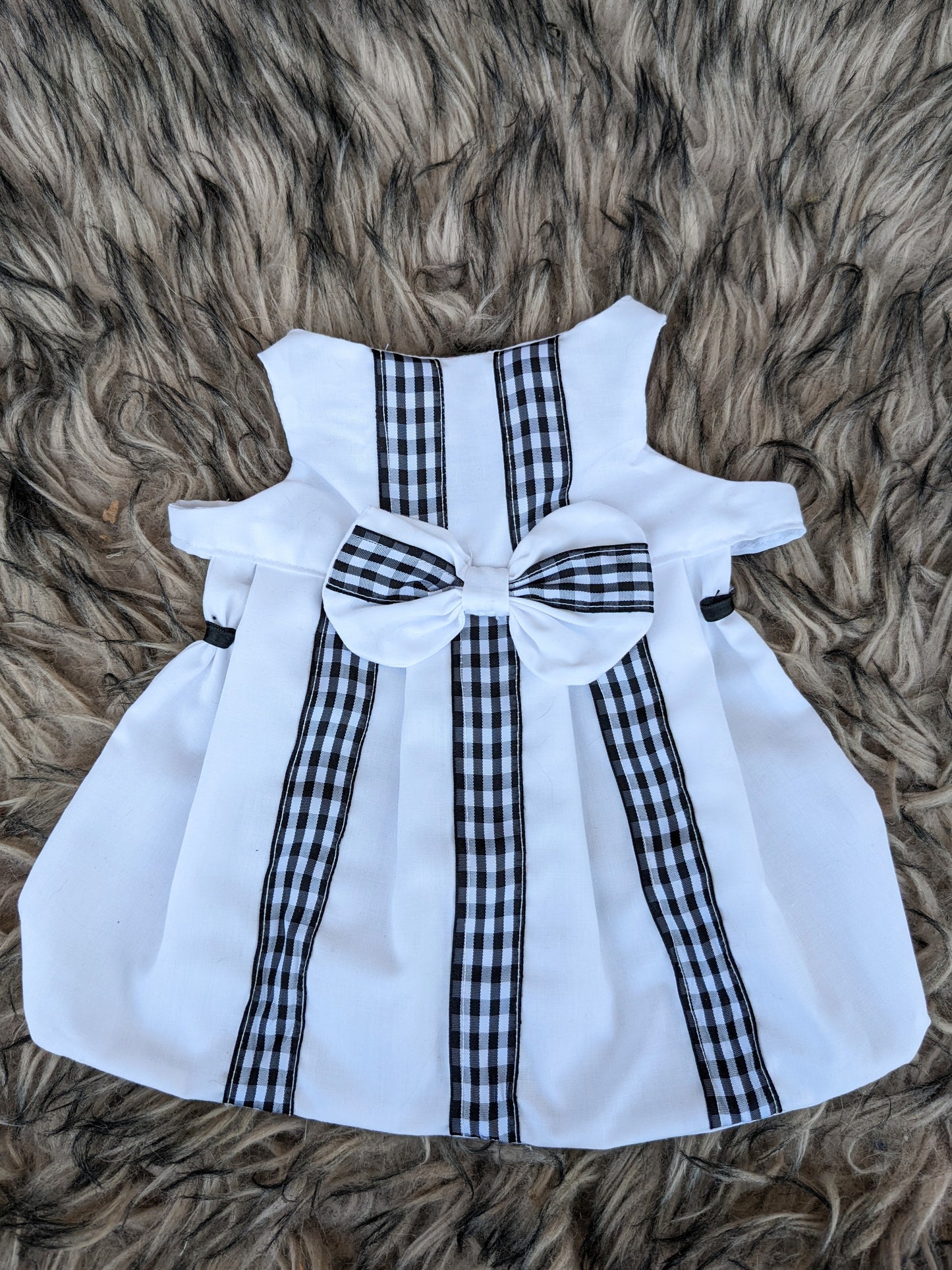 Fancy cat dress for cat black and white