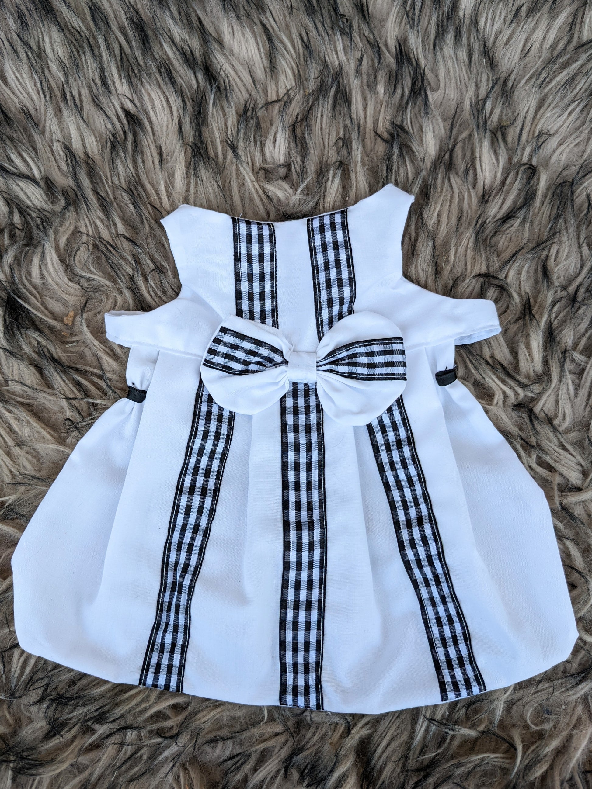Fancy cat dress for cat black and white
