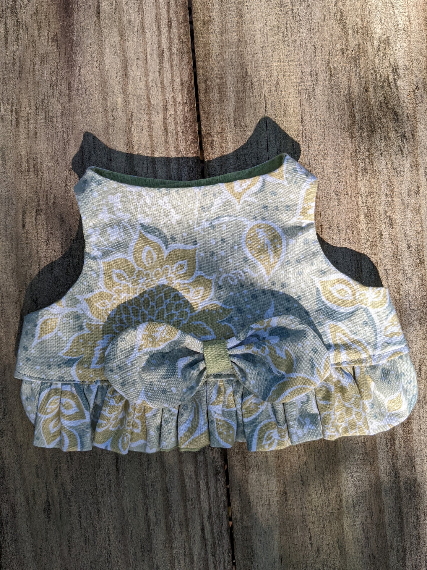 green cute cat jacket for cat with ruffles and bow